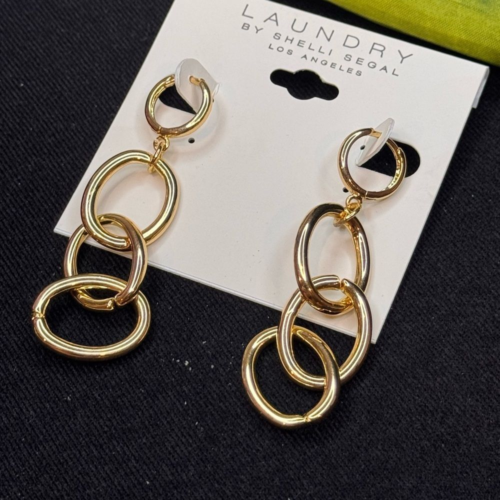 NWT Laundry by Shelli Segal Gold Interlocking Circle Drop Earrings 2.75"